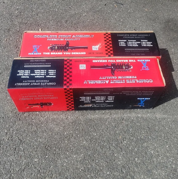 Struts - Picture 2 of 4